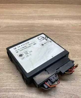 Opel Astra G Comfort/convenience module 24410018 WithPlug