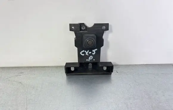 Mazda CX-5 II Front bumper camera KSE167RC0