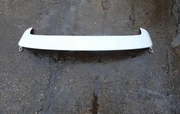 Renault Clio V Rear window tailgate spoiler 