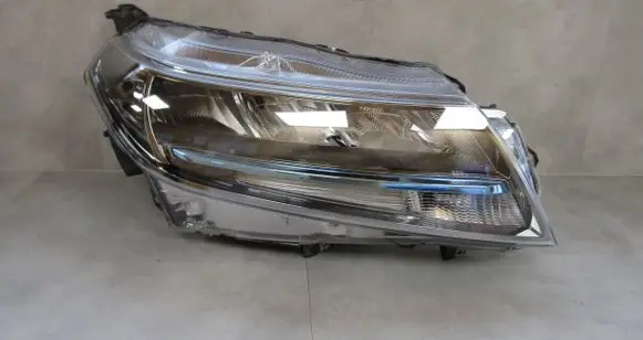 Suzuki Vitara (LY) Headlight/headlamp 1007R016 31082022 74S00