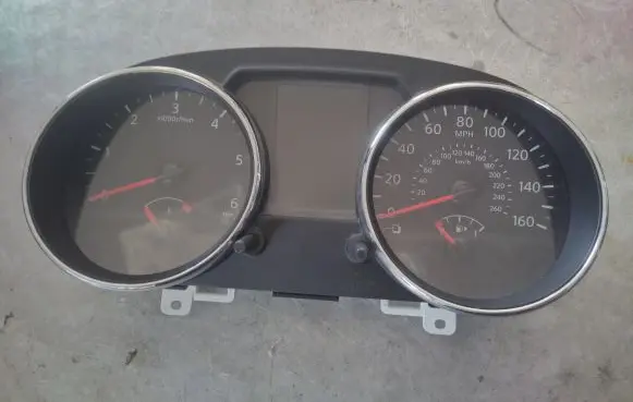 Nissan Qashqai+2 Speedometer (instrument cluster) 24810BR52D