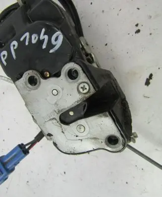 Suzuki Swift Cultus Front door lock 