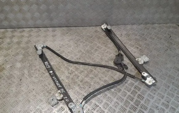 Chrysler Voyager Front window lifting mechanism without motor