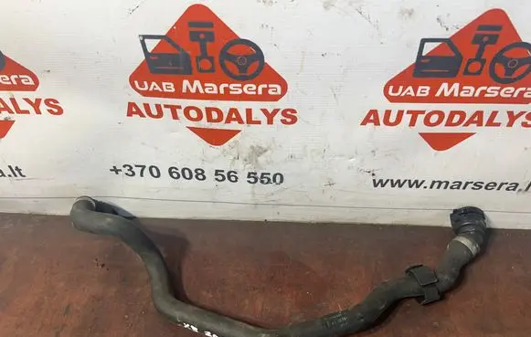 BMW X5 E70 Engine coolant pipe/hose
