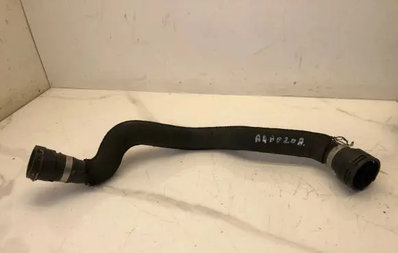 Audi A4 S4 B8 8K Engine coolant pipe/hose 8K0121101M