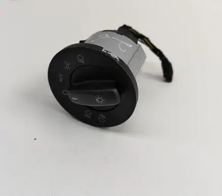 Skoda Octavia Mk2 (1Z) Light switch 1Z0941431J