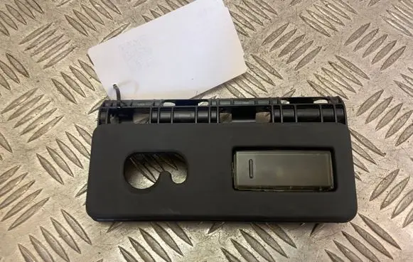 Land Rover Discovery 5 Rear door interior light HY3213777A