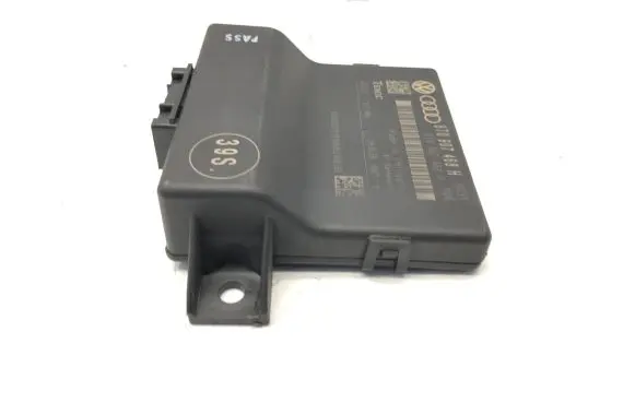 Audi A4 S4 B8 8K Gateway control module 8T0907468H