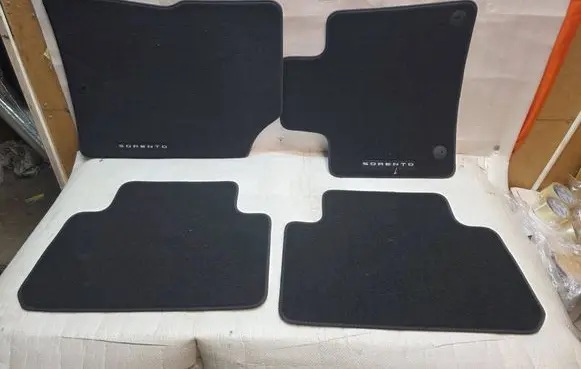 KIA Sorento IV Car floor mat set P2143ADE00 19092023