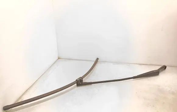 Volkswagen Golf Plus Front wiper blade arm 5M0955409