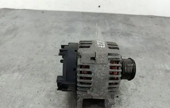 Skoda Octavia Mk2 (1Z) Generator/alternator