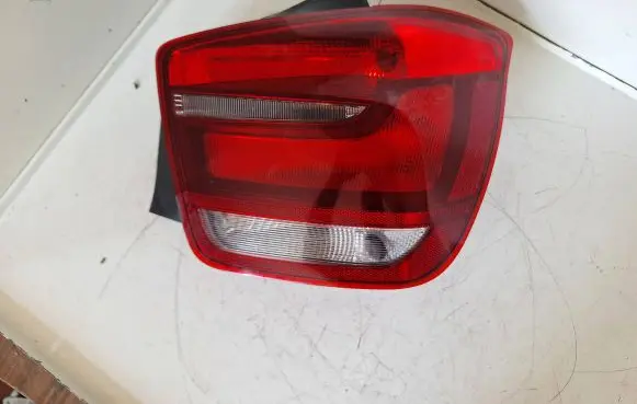 BMW 1 F20 F21 Rear/tail lights R1025997 A055364 0201020000