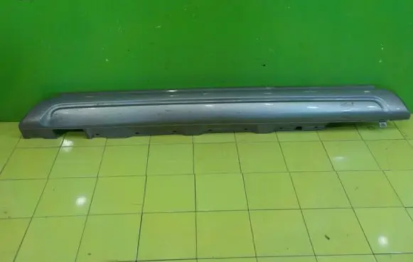 BMW X3 E83 Front sill trim cover 7142120100125