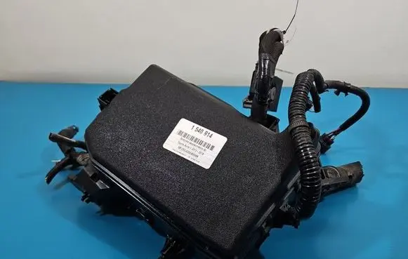 Toyota Auris E180 Fuse box set 8266202B71 IMPRK1540914