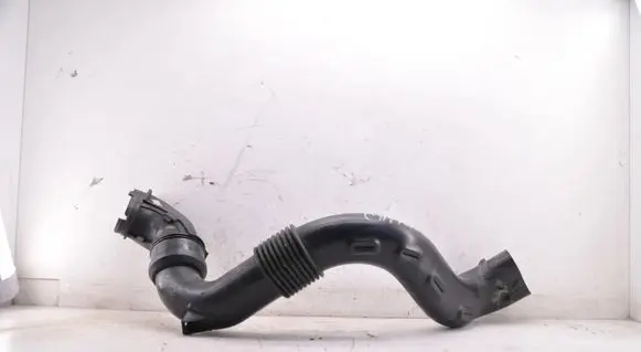 Renault Captur Air intake duct part 165556691R