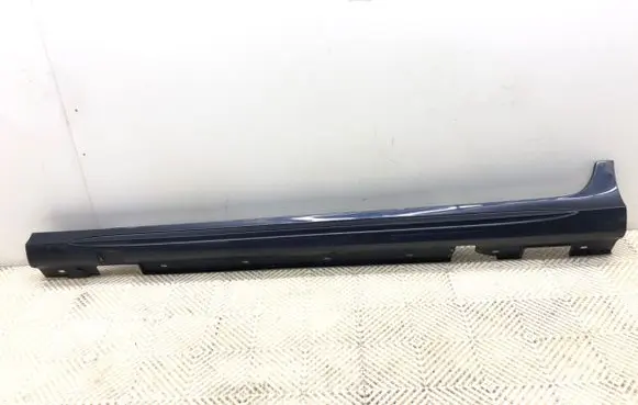 Mercedes-Benz CLS C218 X218 Front sill (body part) A218690XX00
