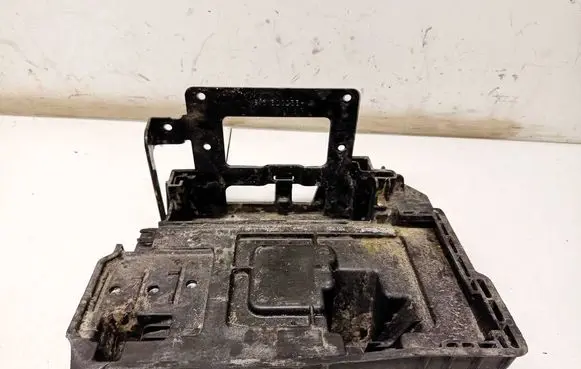 Hyundai Tucson IV NX4 Battery box tray 87150N7000