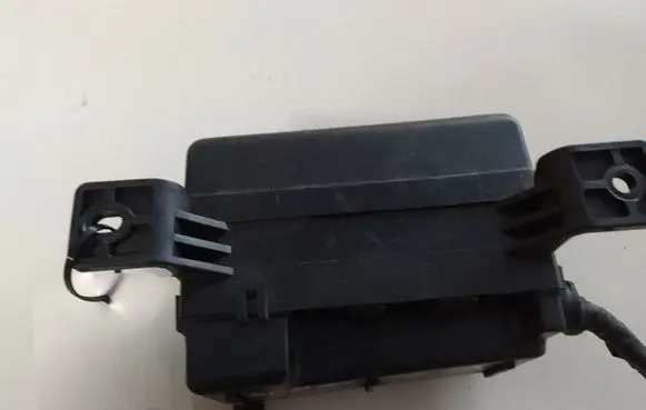 KIA Sorento Relay mounting block 0K53A67BX1