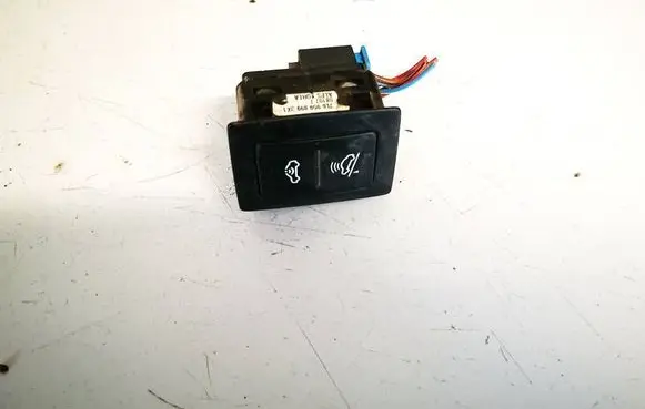 Volkswagen Transporter - Caravelle T5 Alarm switch 7l6959899