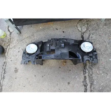 Renault Twizy Radiator support slam panel