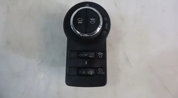 Chevrolet Cruze Light switch