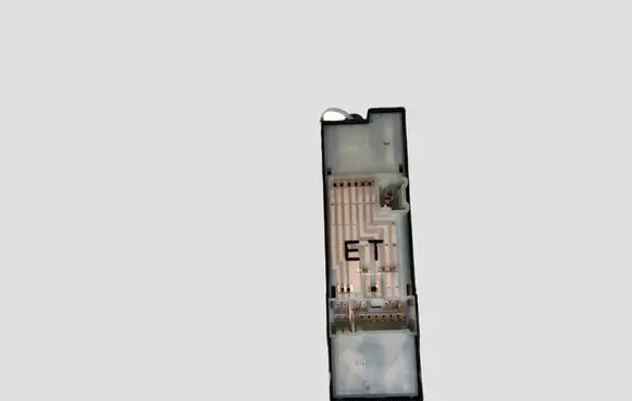 Nissan X-Trail T30 Electric window control switch