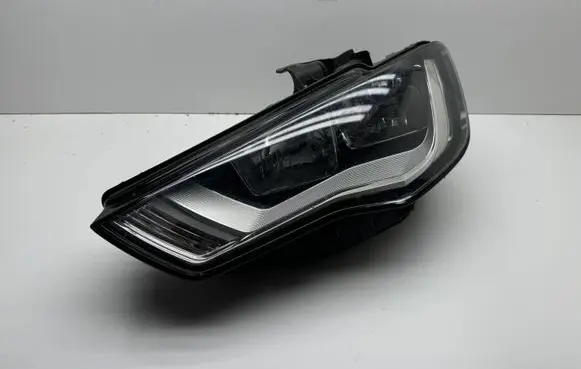 Audi A3 S3 8V Headlight/headlamp 