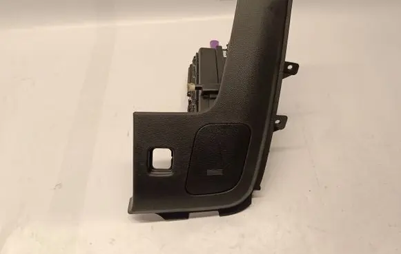 Ford Mustang VI Glove box FR3B63044F09A