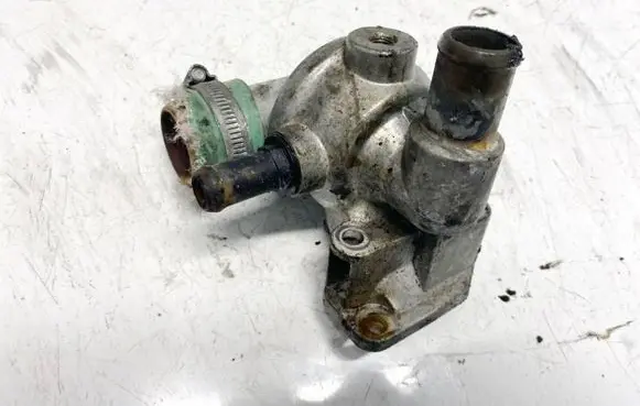 Chrysler Voyager Engine coolant pipe/hose