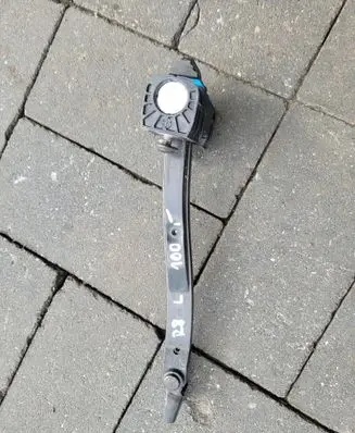 Audi R8 42 Front door check strap stopper 4S0837249
