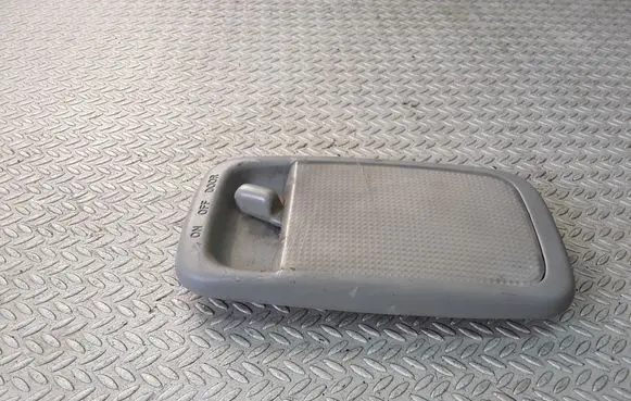 Toyota Avensis Verso Rear seat light