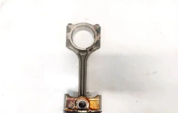 Mazda 2 Piston with connecting rod