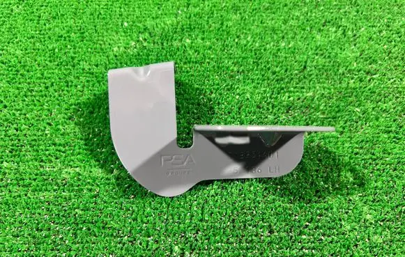 Opel Astra L Fender mounting bracket 318934A01