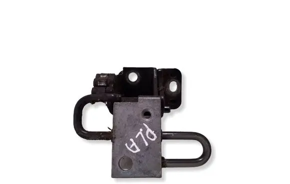 Audi TT TTS Mk2 Front door lower hinge 8J0831411