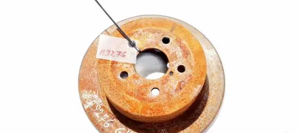 Subaru Legacy Rear brake disc neventiliuojamas