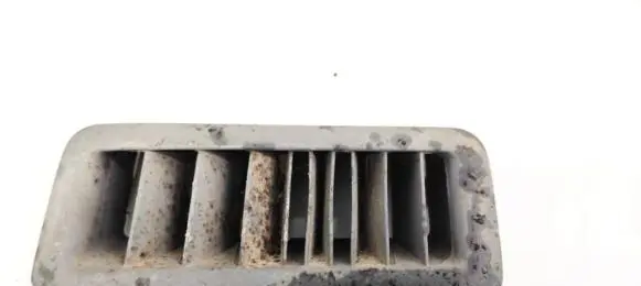 Volkswagen Transporter - Caravelle T4 Dash center air vent grill 701819071