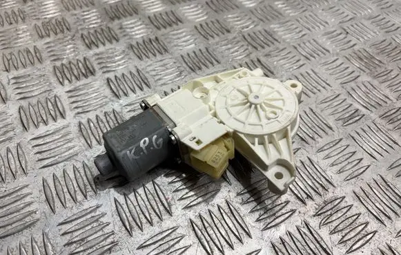Mercedes-Benz R W251 Rear door window regulator motor A2518200108 996150200