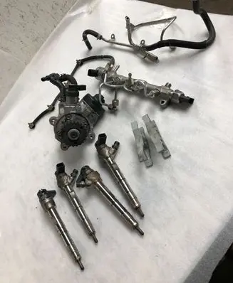 Volkswagen Tiguan Fuel injection system set 04L130755E 04L130277AC 04L089G