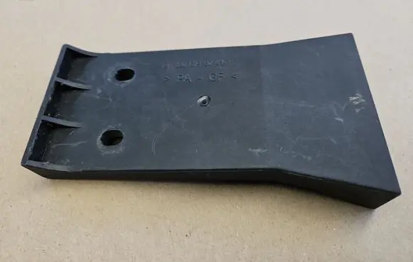 Battery bracket