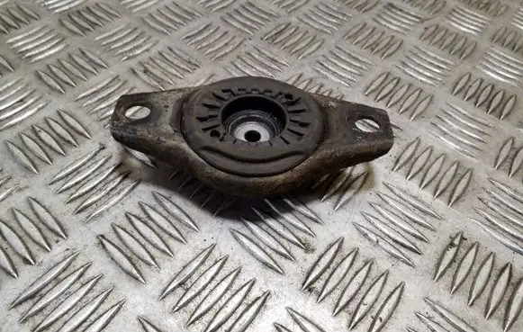 Volvo V70 Front shock absorber mounting bracket 