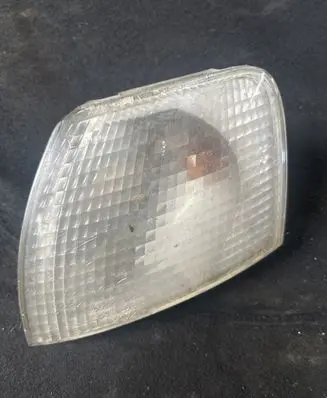 Volkswagen PASSAT B5 Front indicator light