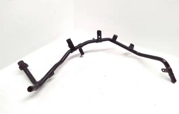 Audi A6 S6 C7 4G Engine coolant pipe/hose 04L122157BA