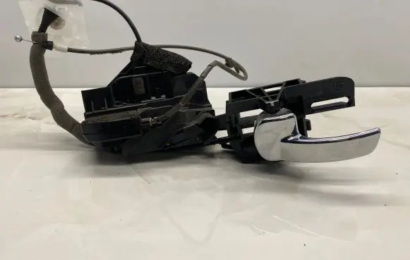 Nissan Qashqai Front door interior handle 8449 80671 6M32LFLS