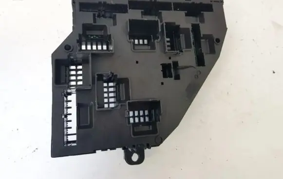 BMW 5 GT F07 Fuse box set 016704991E 0-1670499-1E