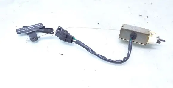 KIA Sorento Fuel tank cap lock 