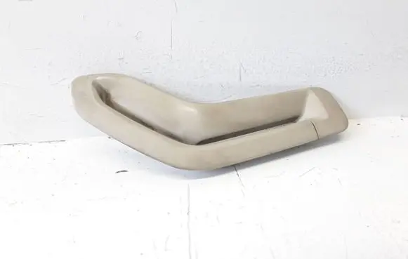 Volvo V70 Seat belt trim 