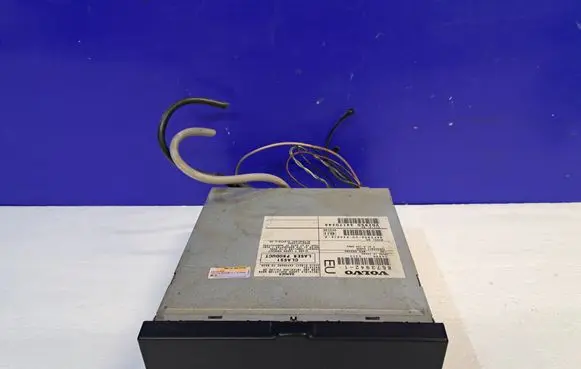 Volvo S60 CD/DVD changer 8673942 86739421