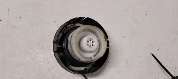 Mazda 6 Fuel tank filler cap