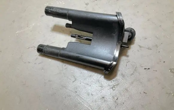 Land Rover Range Rover Sport L494 Breather/breather pipe/hose 9X2Q6A785EB