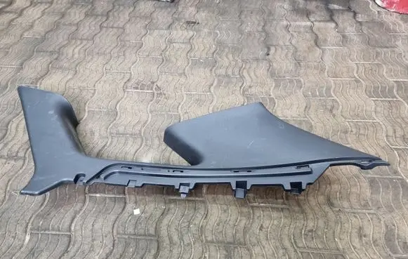 Hyundai i40 (C) pillar trim 858603Z000
